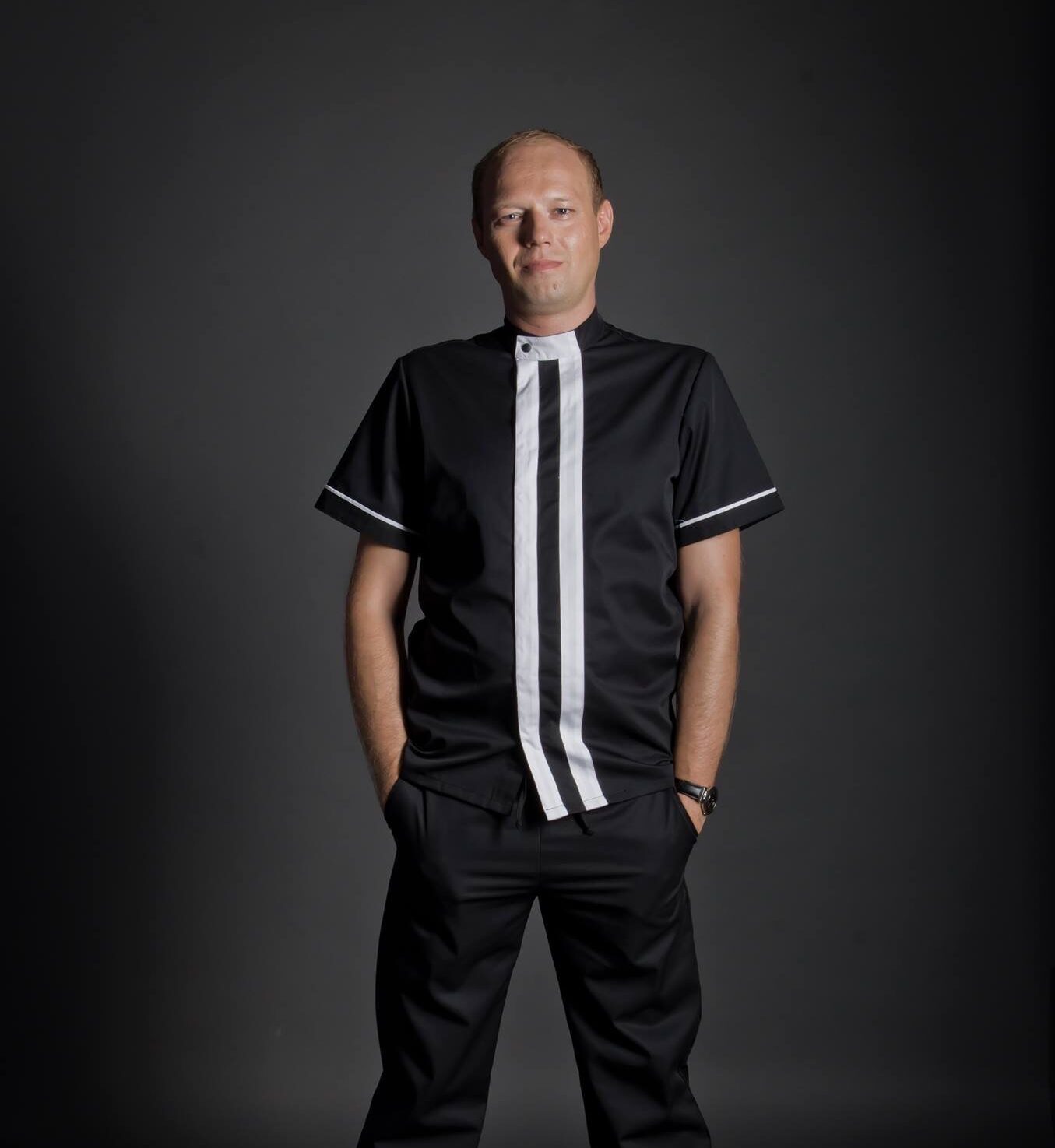 Dante Black With White