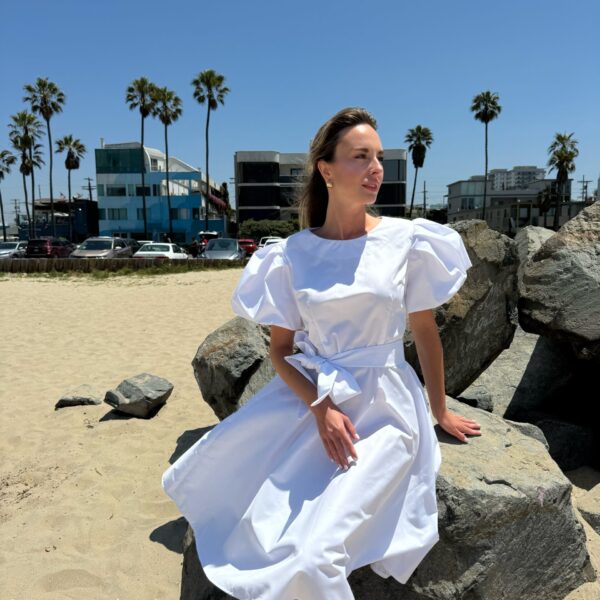 Kylie з рукавом- воланом White